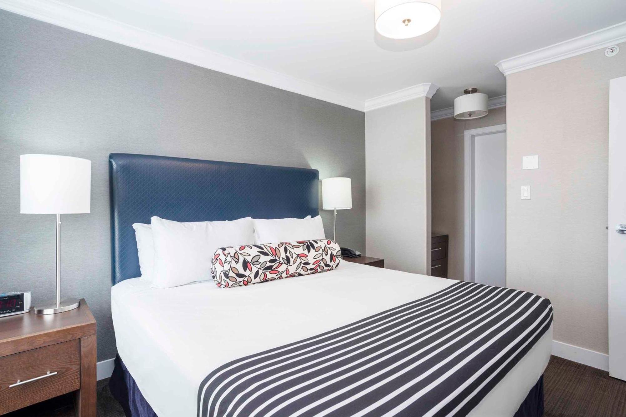 Sandman Signature Prince George Hotel Екстер'єр фото